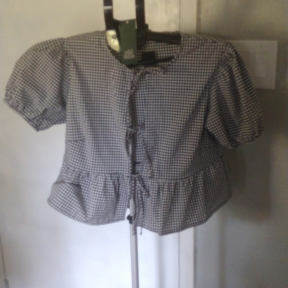 NWT Wild Fable Gingham Tie-Front Peplum Top Puff Sleeve Black White XS - Picture 3 of 6